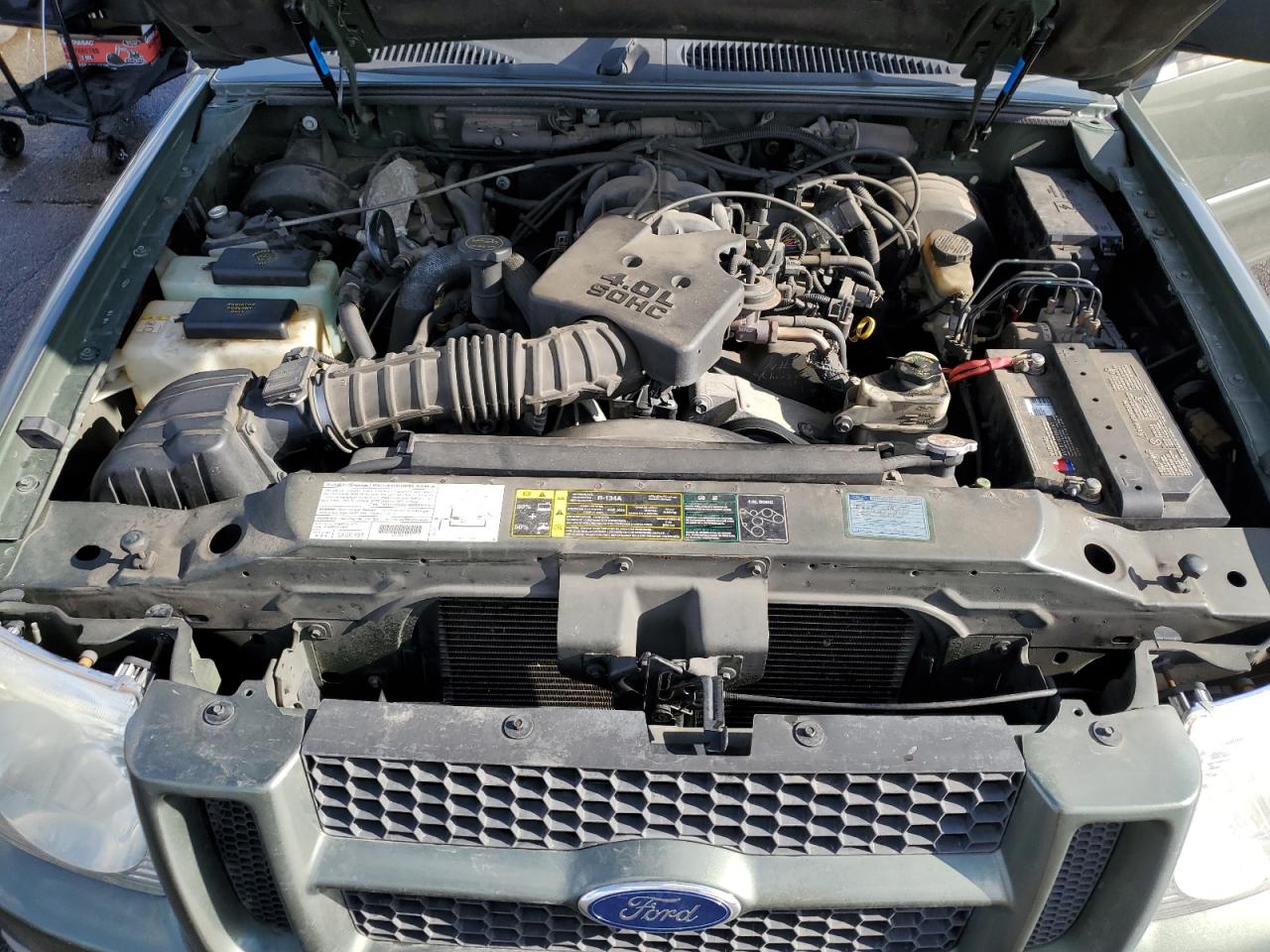 2003 Ford Explorer - Image 11