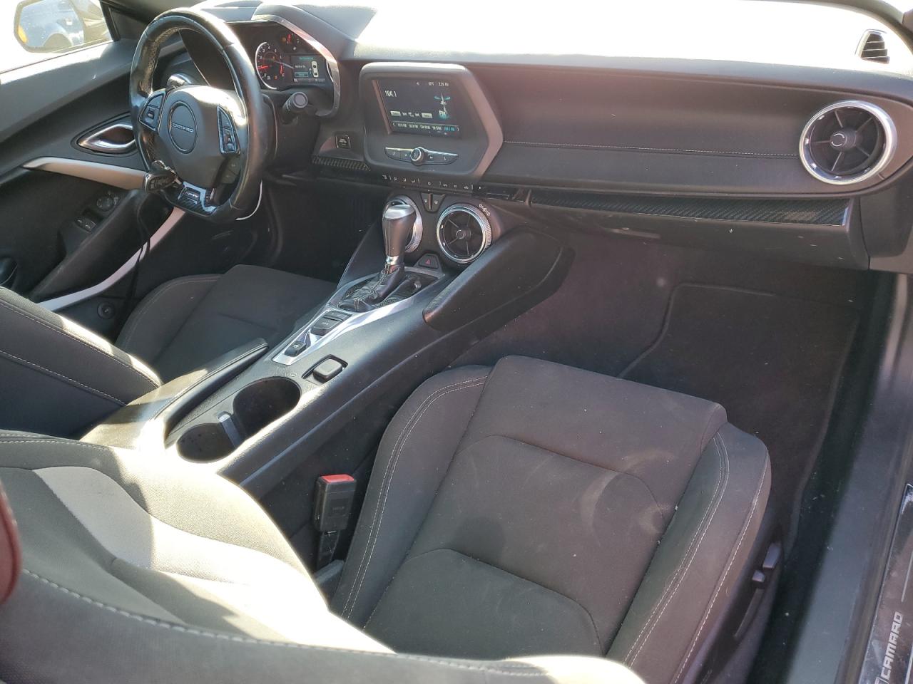 2017 Chevrolet Camaro - Image 8