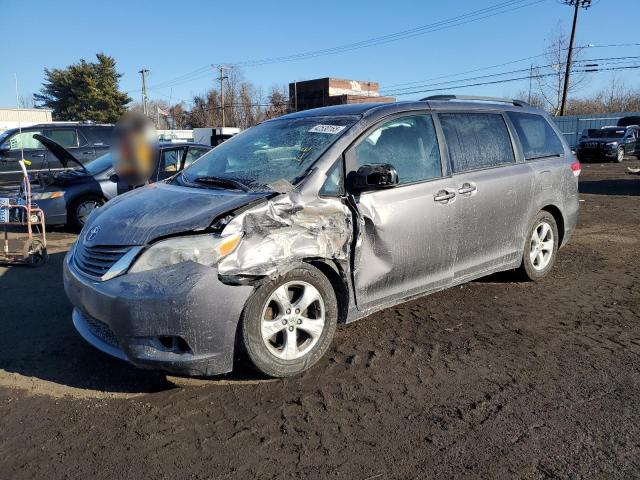 2014 Toyota Sienna Le