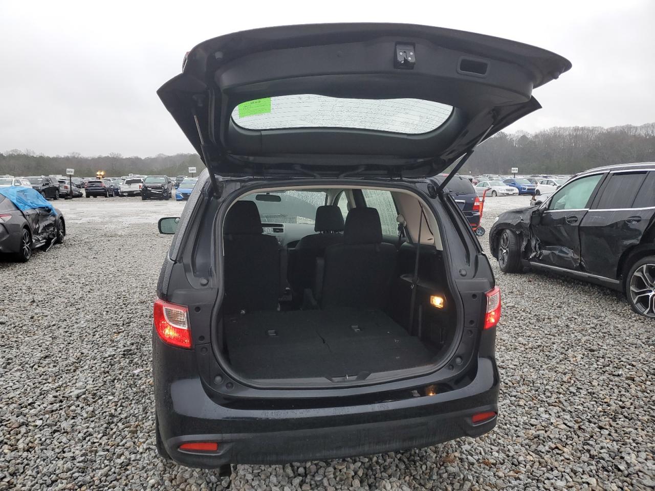 2015 Mazda 5 - Image 6