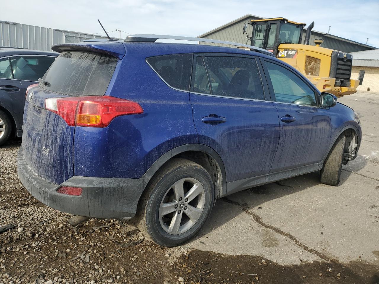 2015 Toyota RAV 4 - Image 3