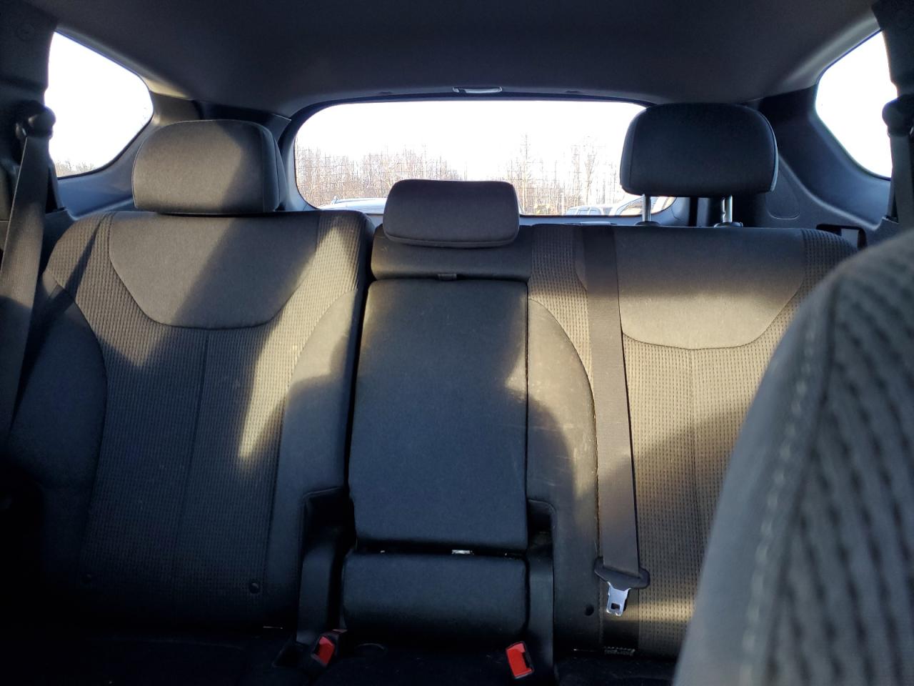 2020 Hyundai Santa Fe - Image 10