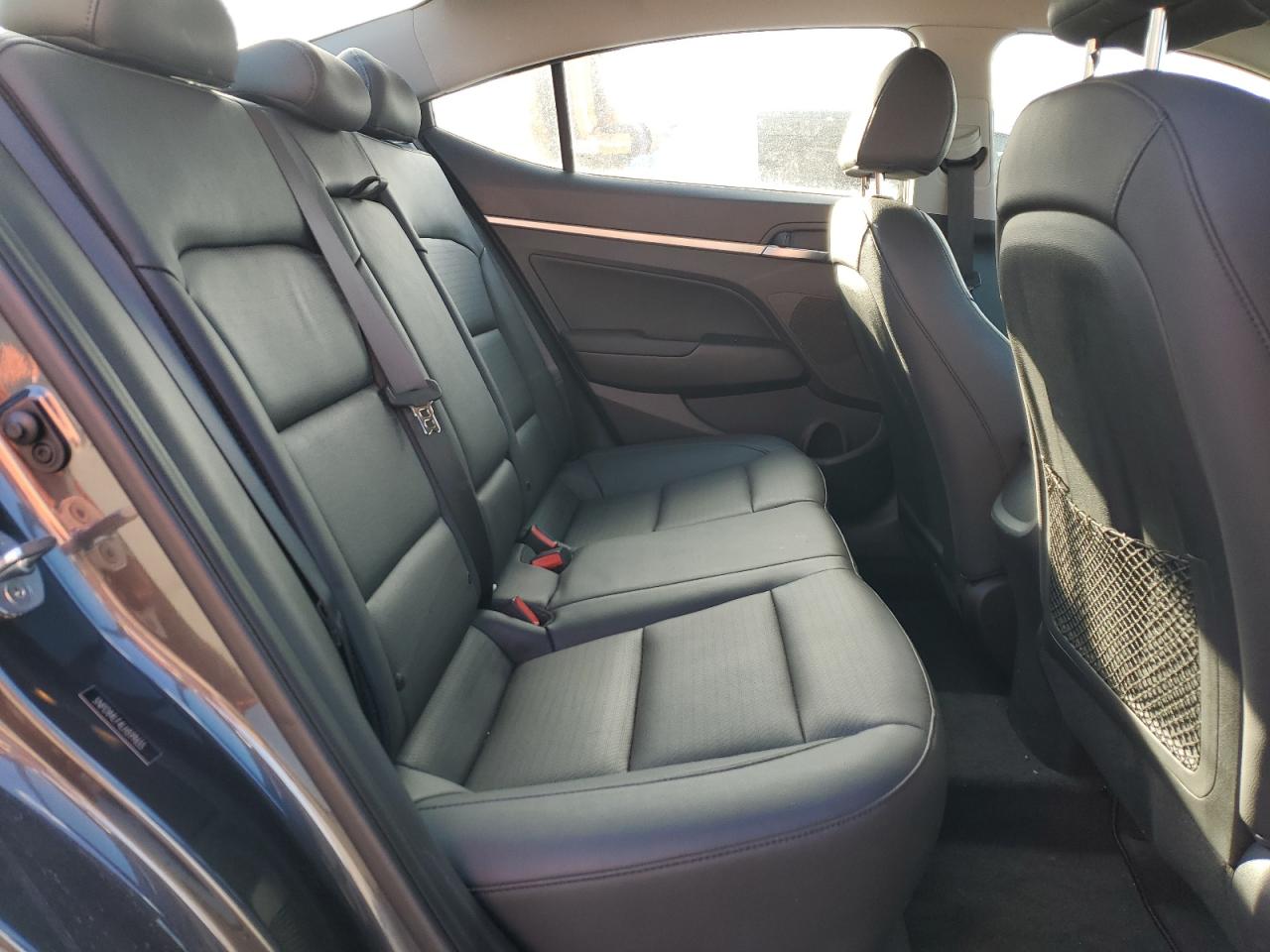 2020 Hyundai Elantra - Image 10