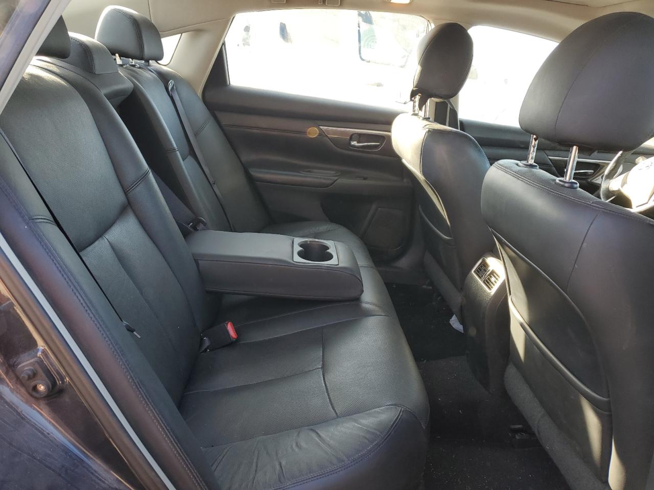 2013 Nissan Altima - Image 10