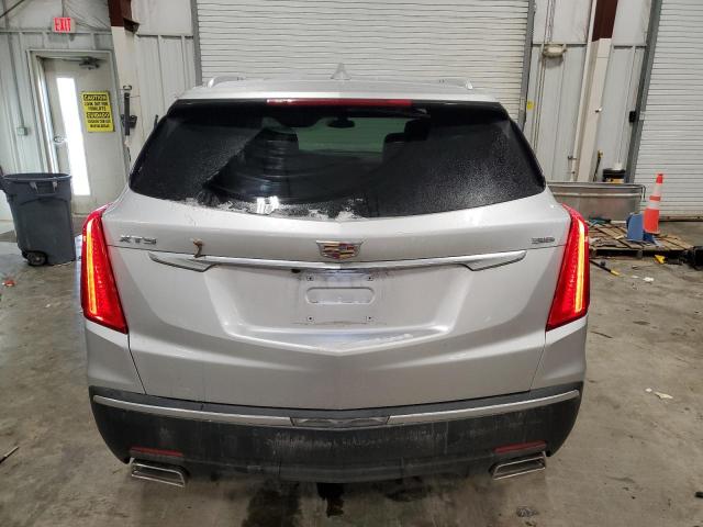  CADILLAC XT5 2017 Чорний