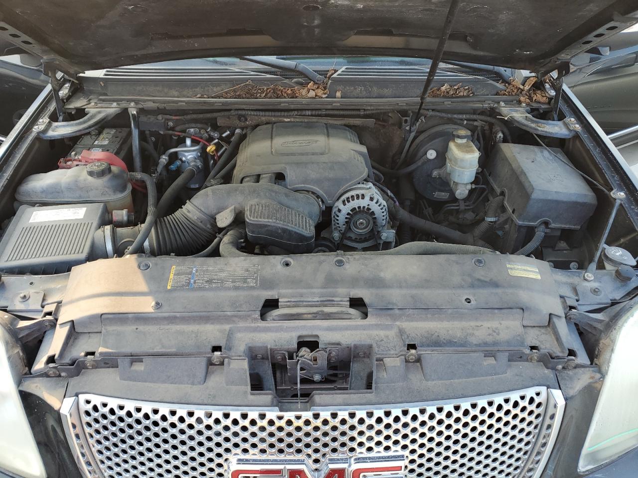 2007 GMC Yukon - Image 12