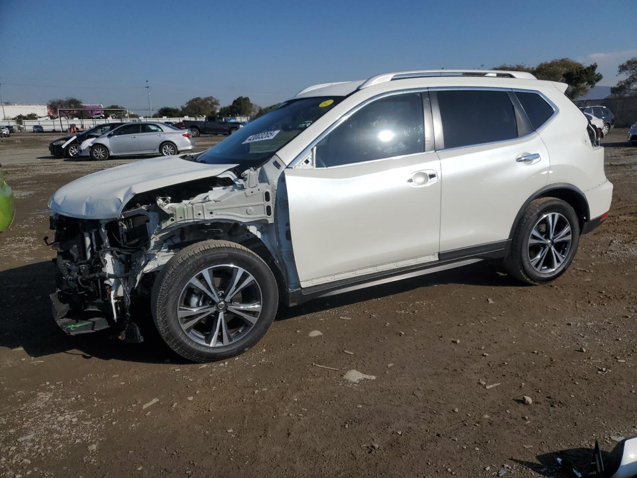 2020 Nissan Rogue - Image 1