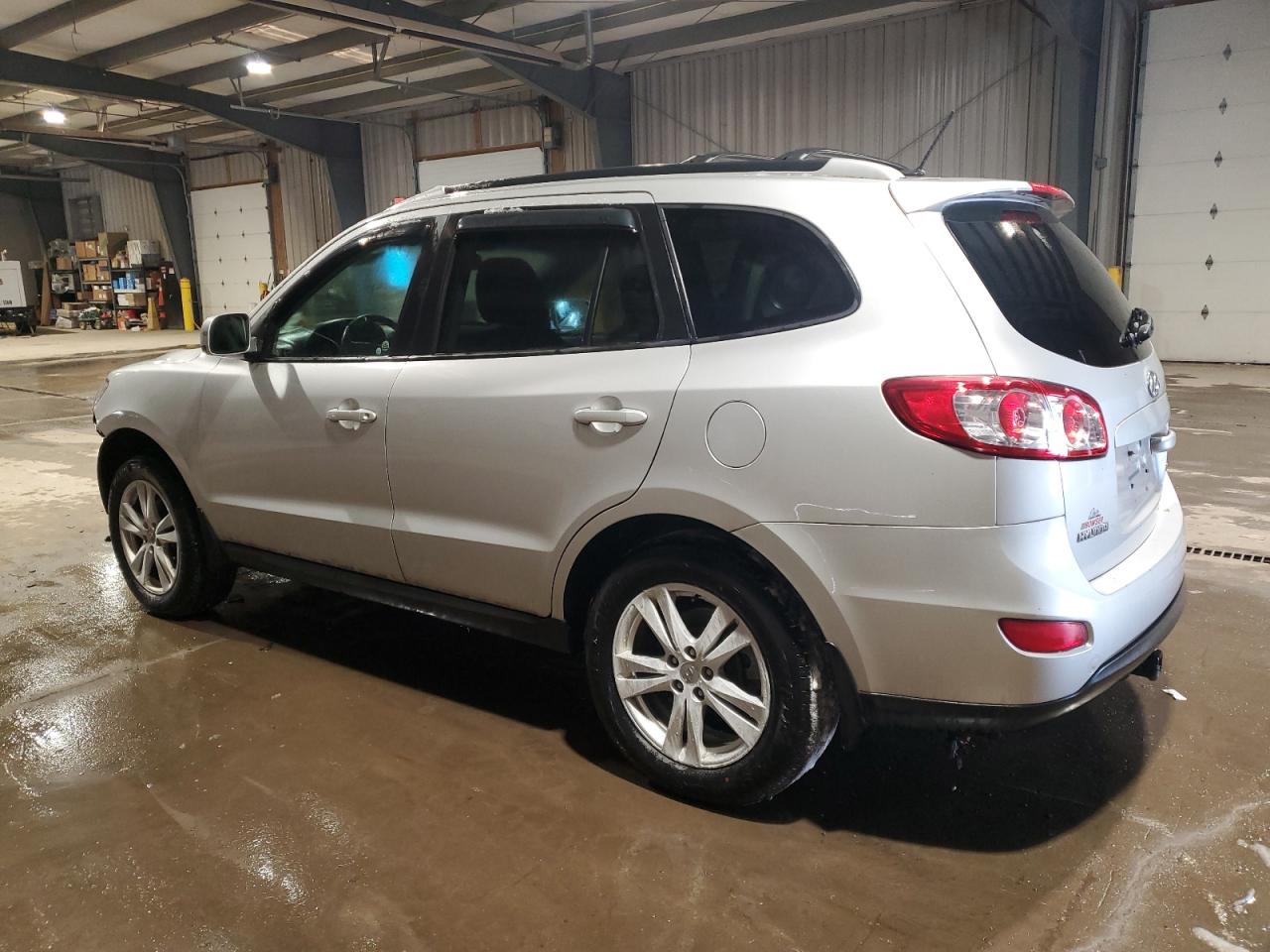 2011 Hyundai Santa Fe - Image 2