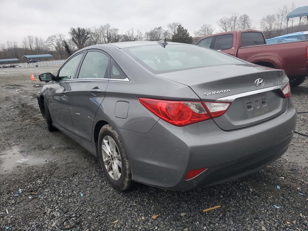 2014 Hyundai Sonata - Image 2