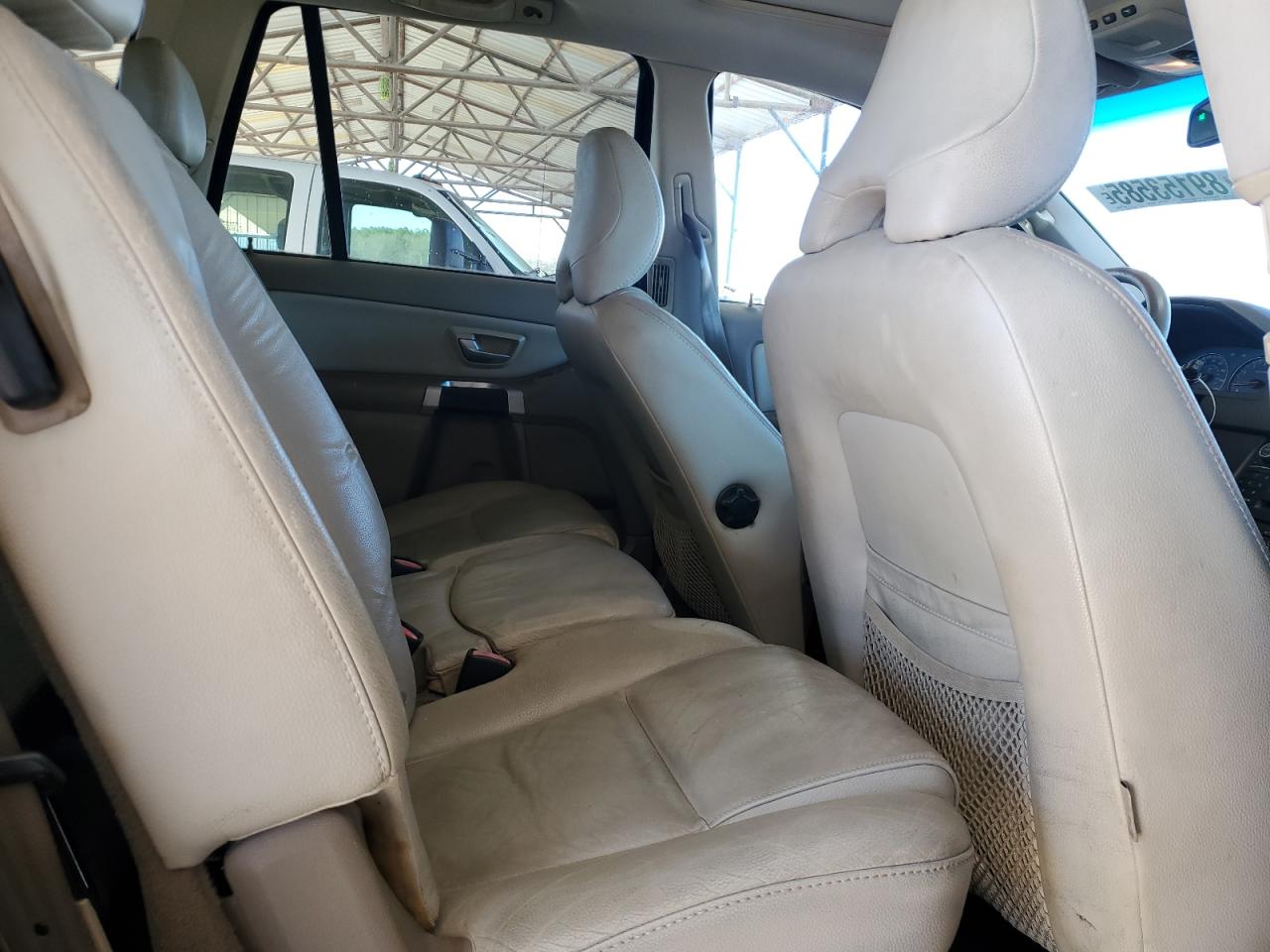2007 Volvo XC90 - Image 11