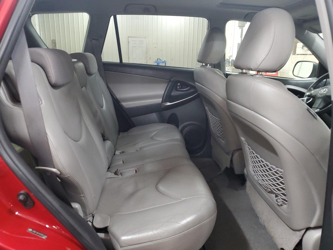 2012 Toyota RAV 4 - Image 11