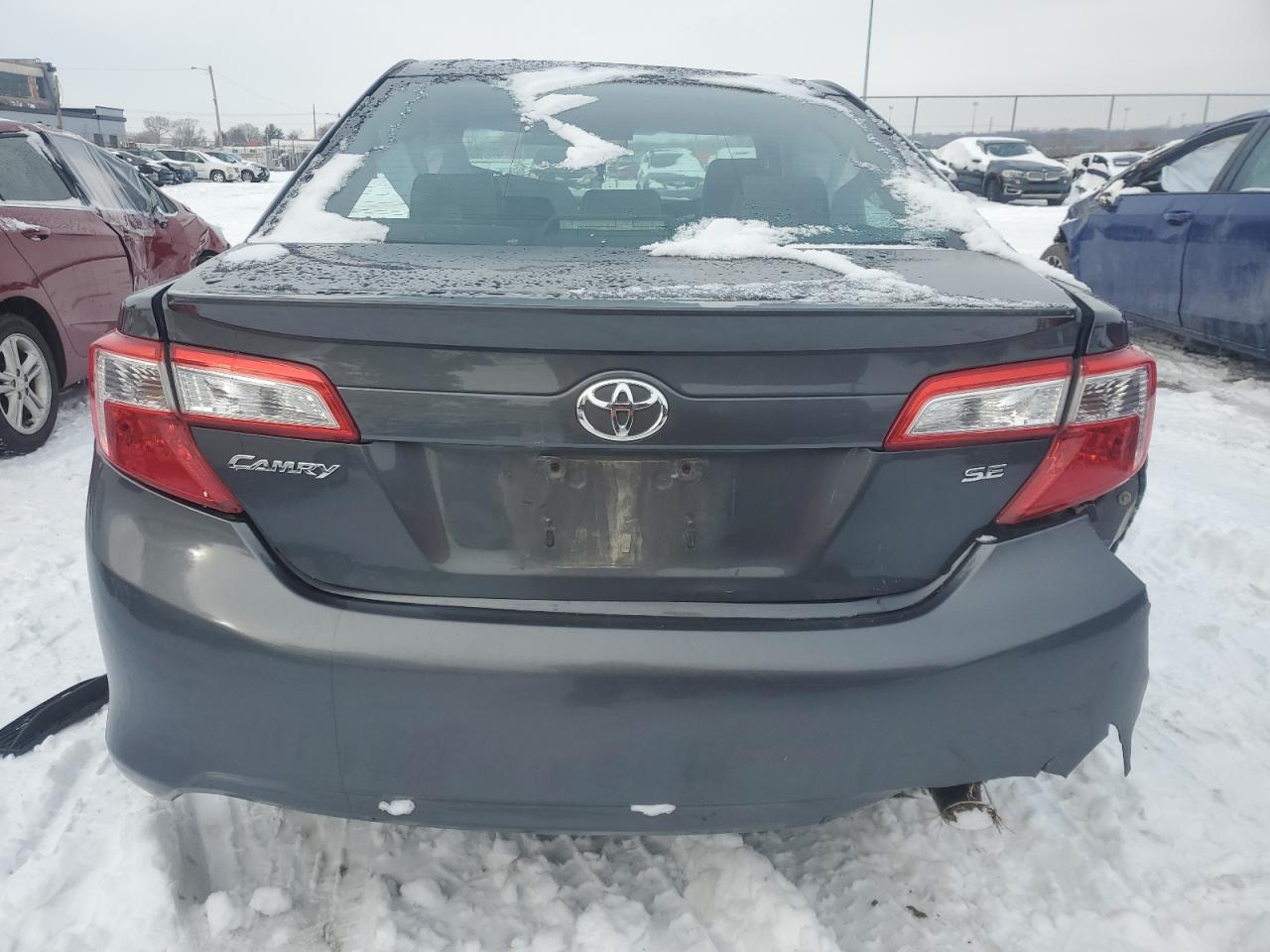 2012 Toyota Camry - Image 6
