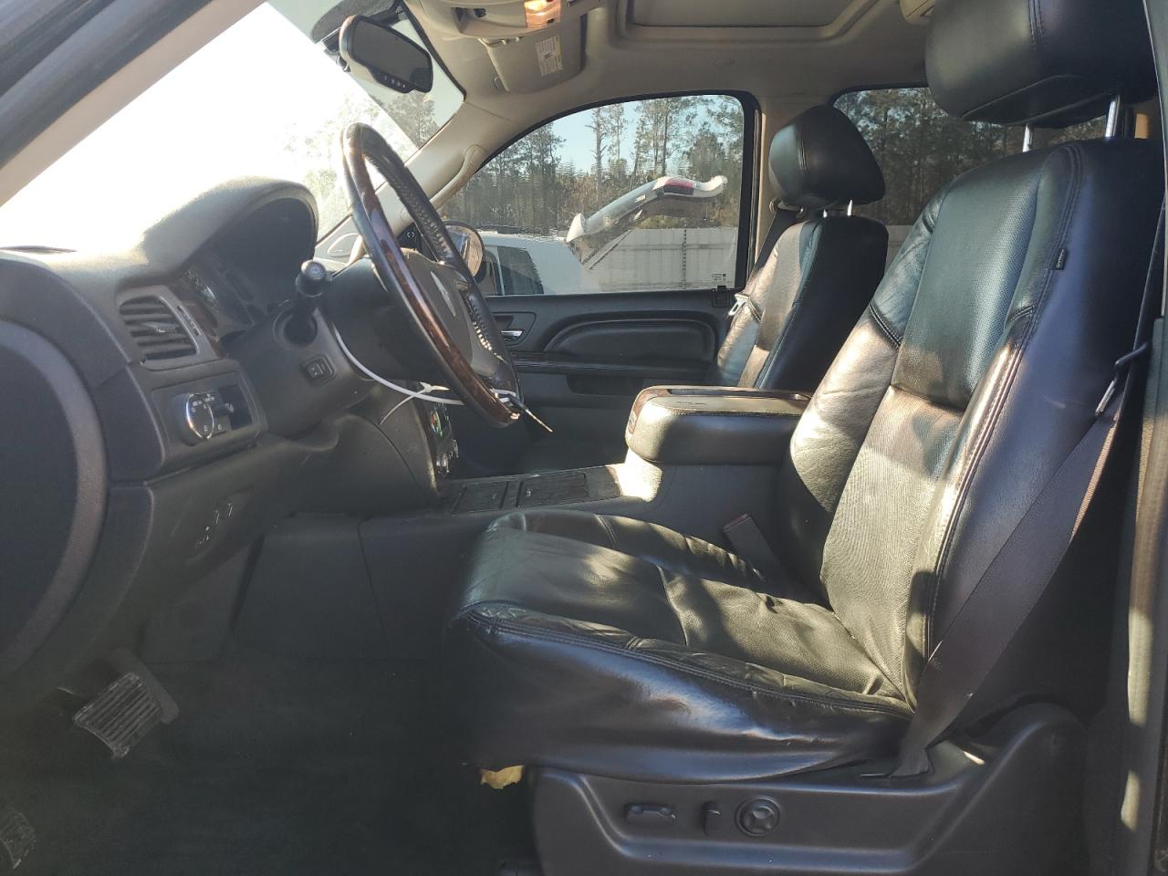 2011 GMC Yukon - Image 7