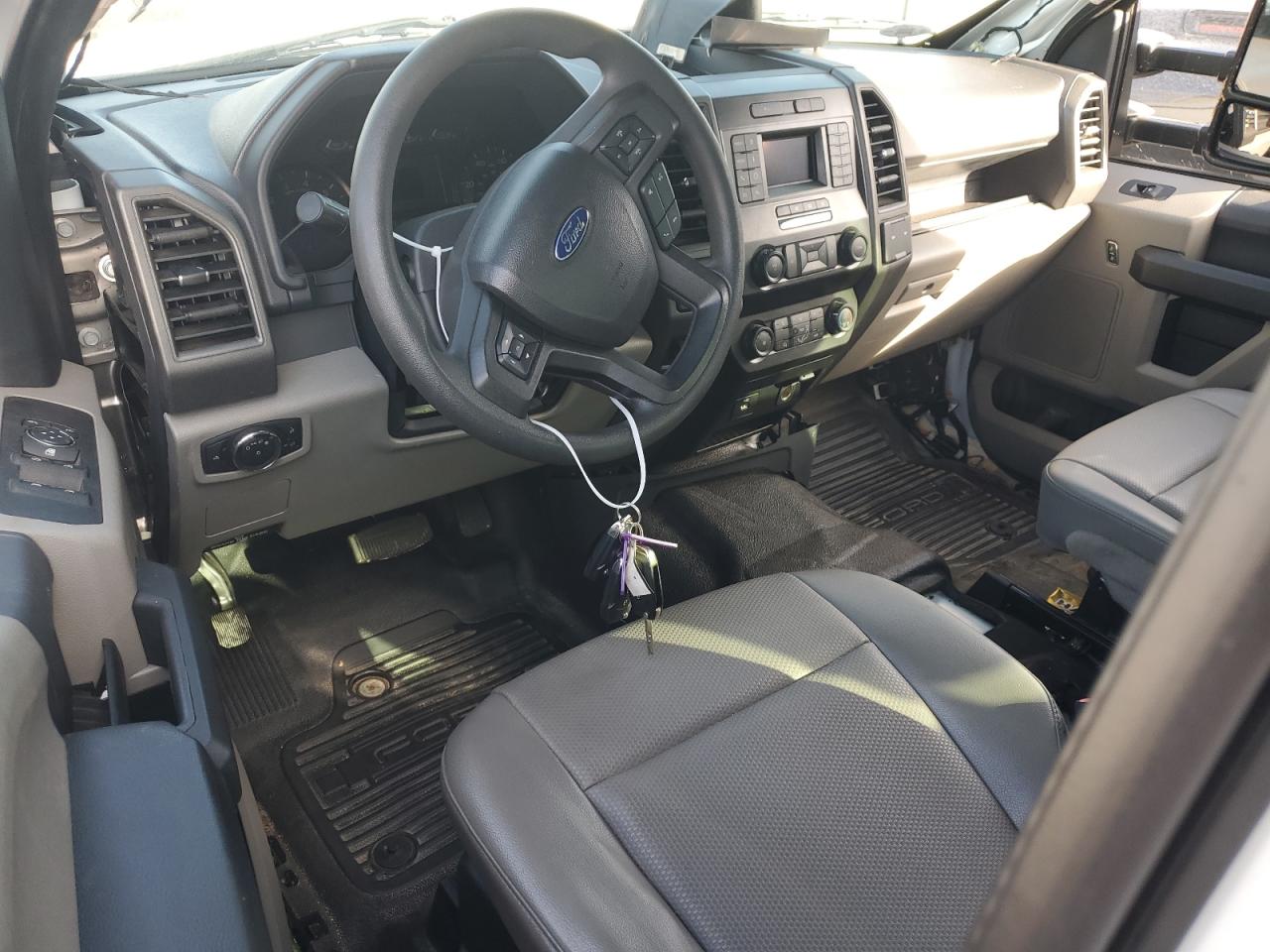 2022 Ford F250 - Image 8