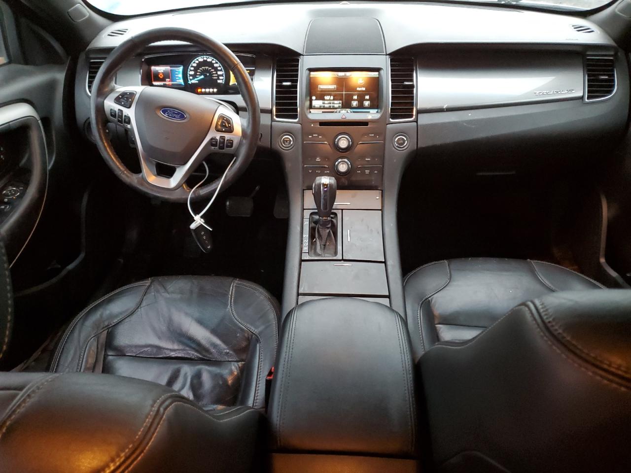 2015 Ford Taurus - Image 8