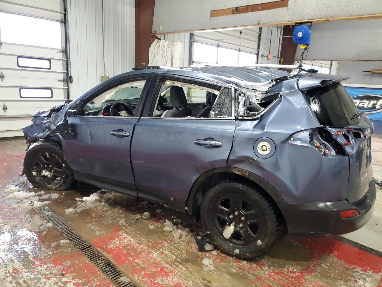 2014 Toyota RAV 4 - Image 2