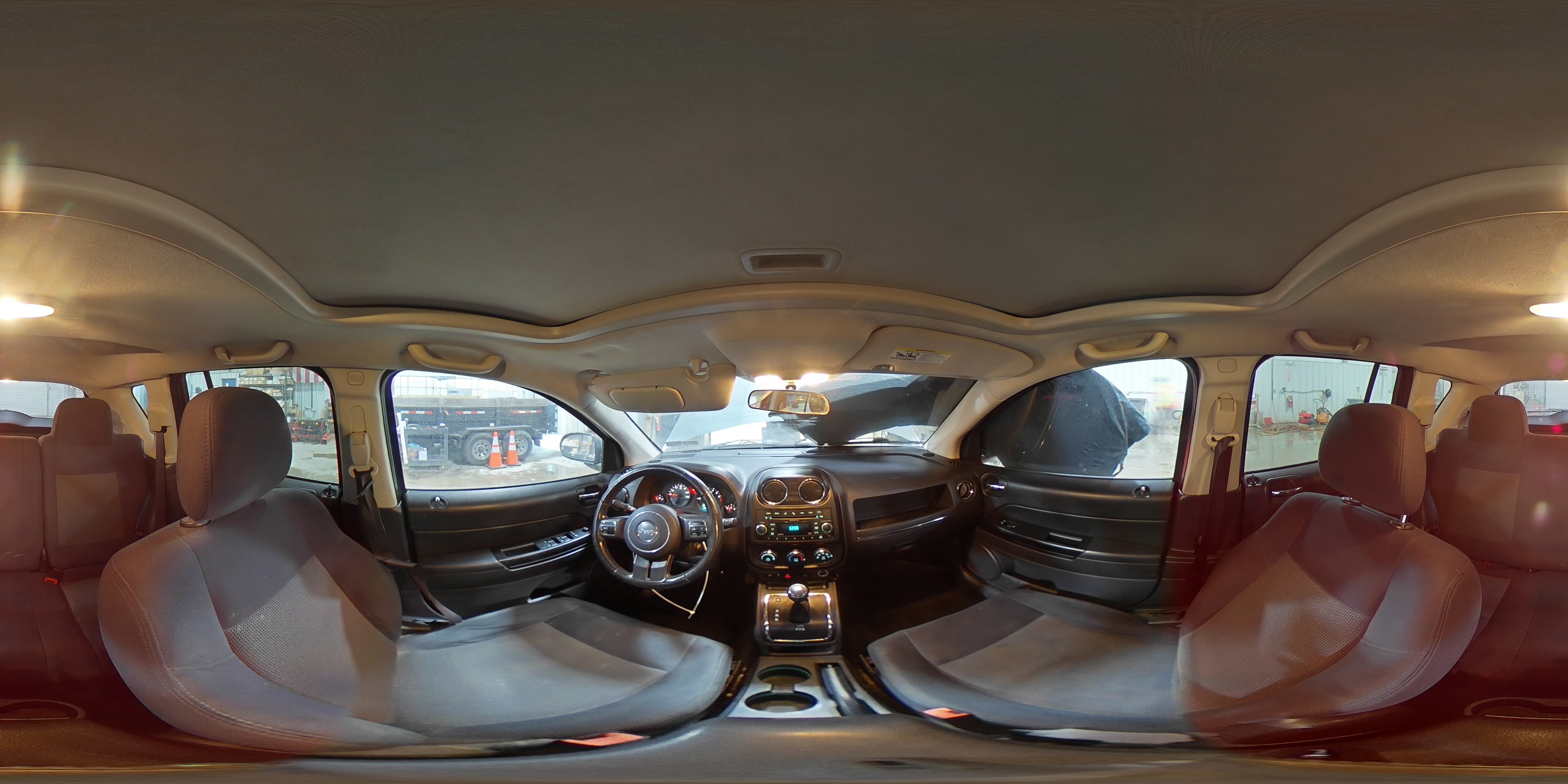 2011 Jeep Compass - Image 16