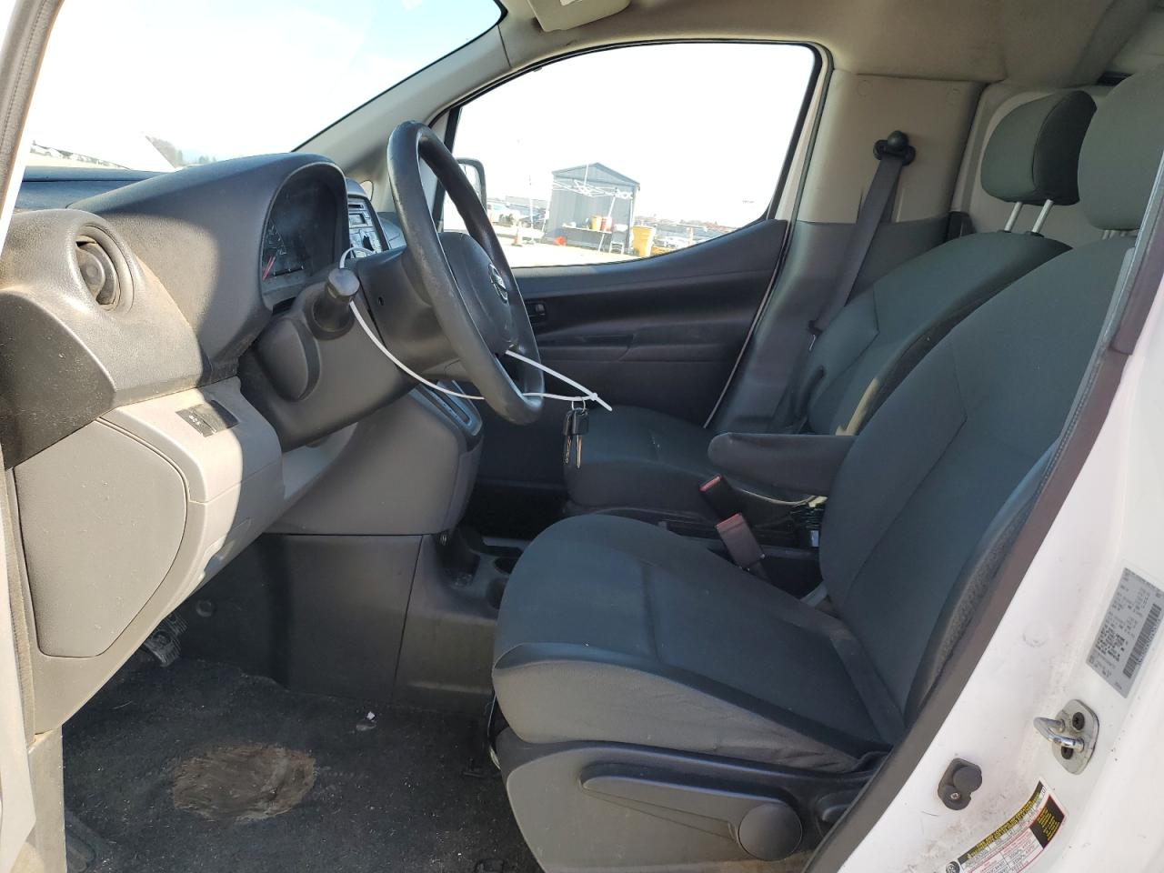 2014 Nissan NV - Image 7
