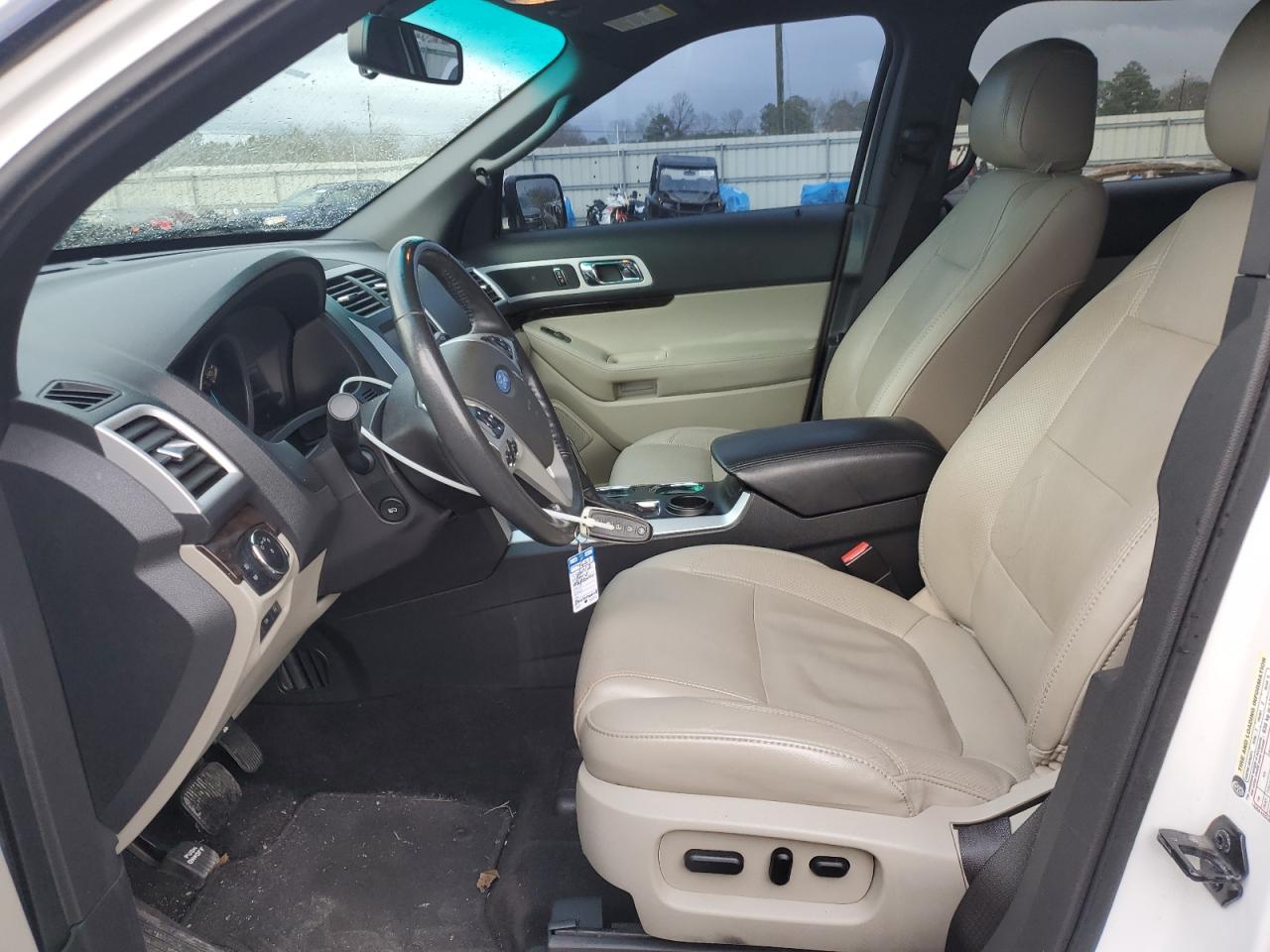 2012 Ford Explorer - Image 7
