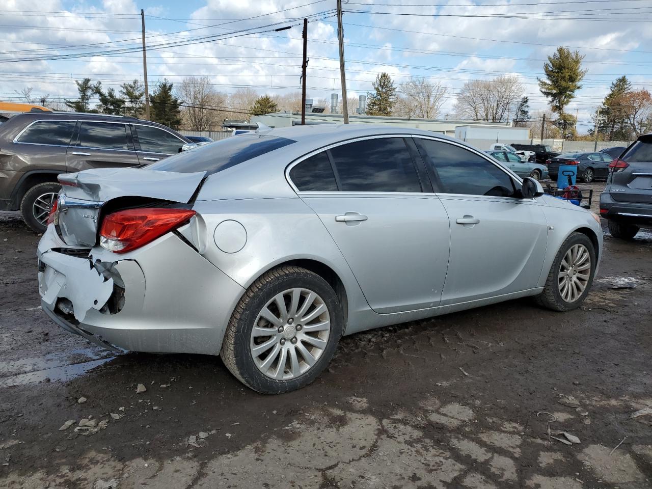 2011 Buick Regal - Image 3