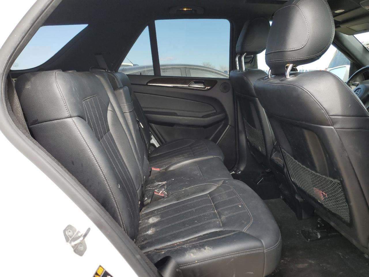2018 Mercedes-Benz GLE - Image 11