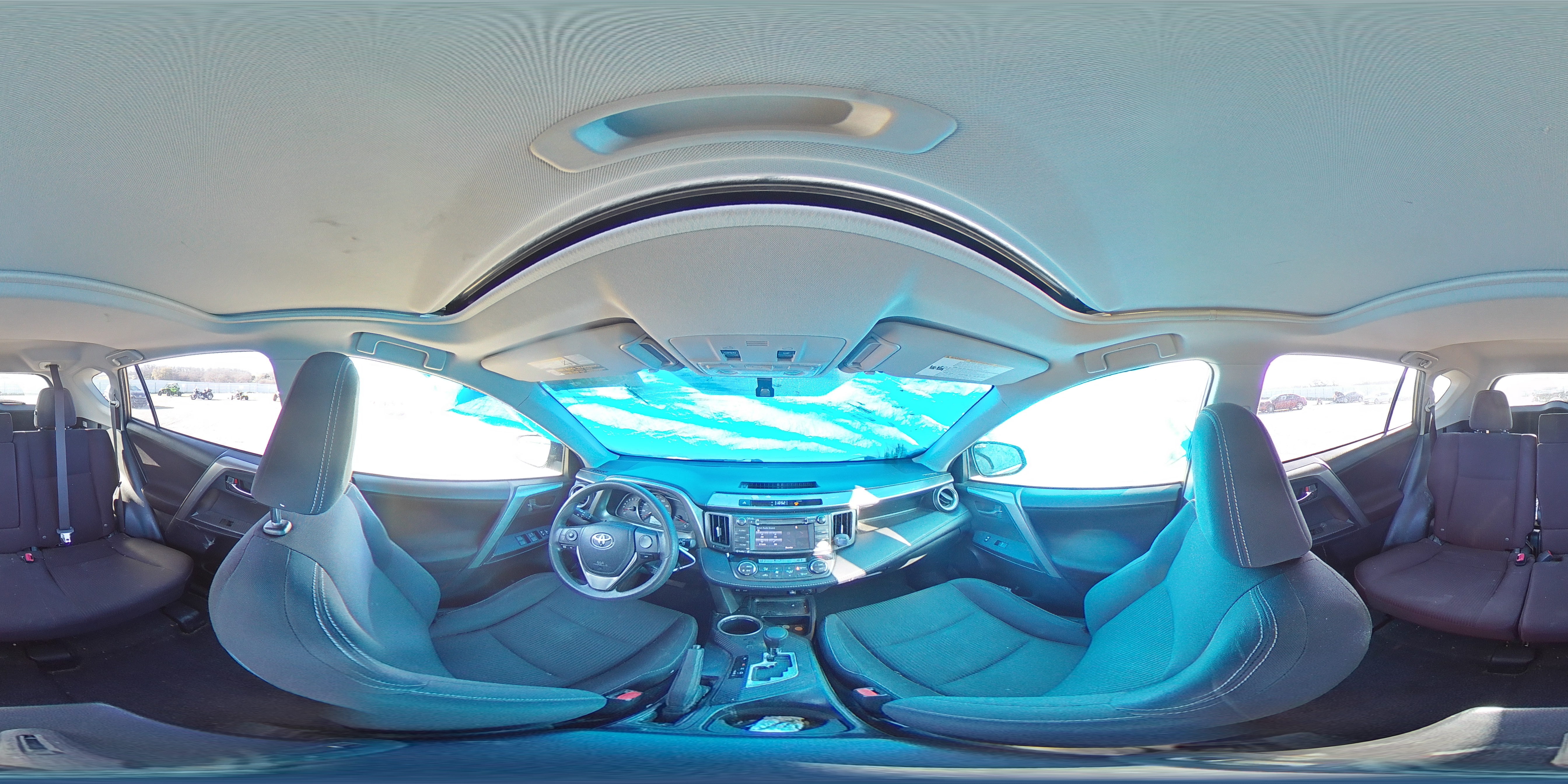 2014 Toyota RAV 4 - Image 13