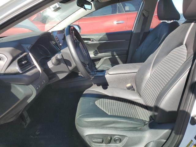  TOYOTA CAMRY 2021 Белы
