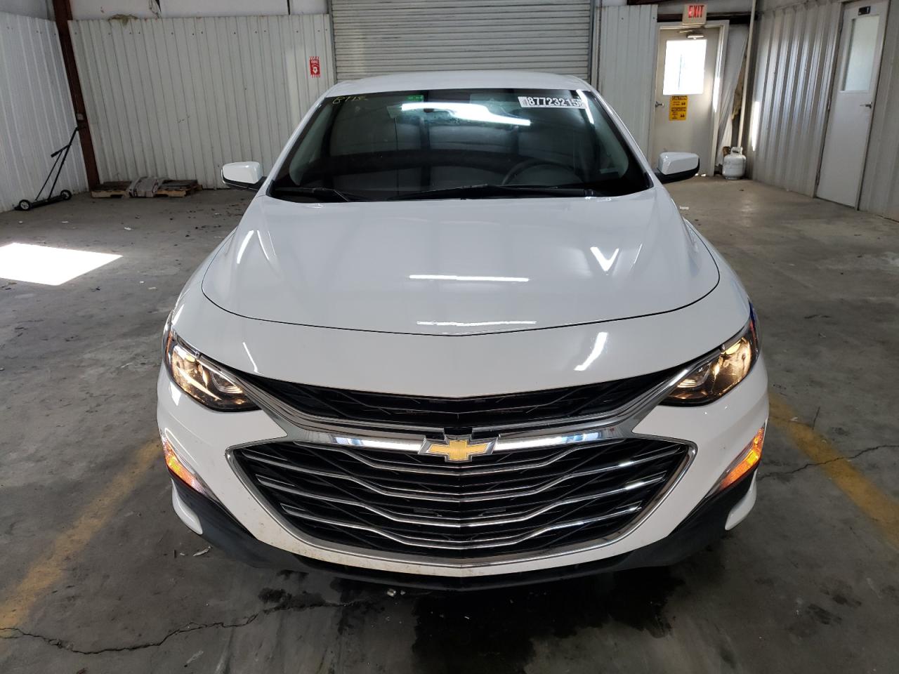 2022 Chevrolet Malibu - Image 5