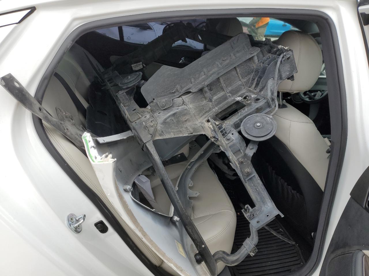 2013 Kia Optima - Image 10