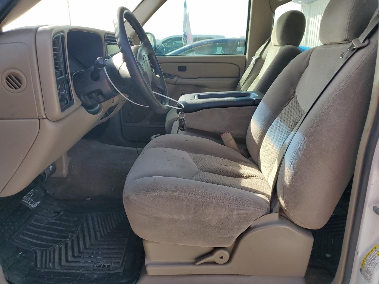 2006 Chevrolet Silverado - Image 7