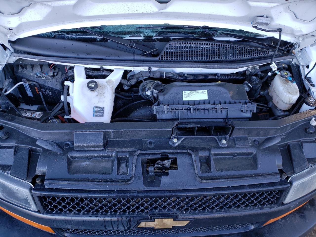 2022 Chevrolet Express - Image 12