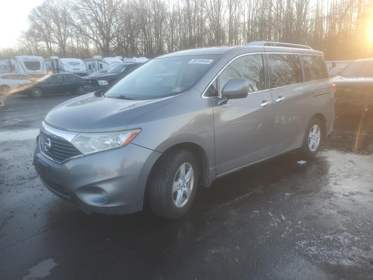 2014 Nissan Quest - Image 1