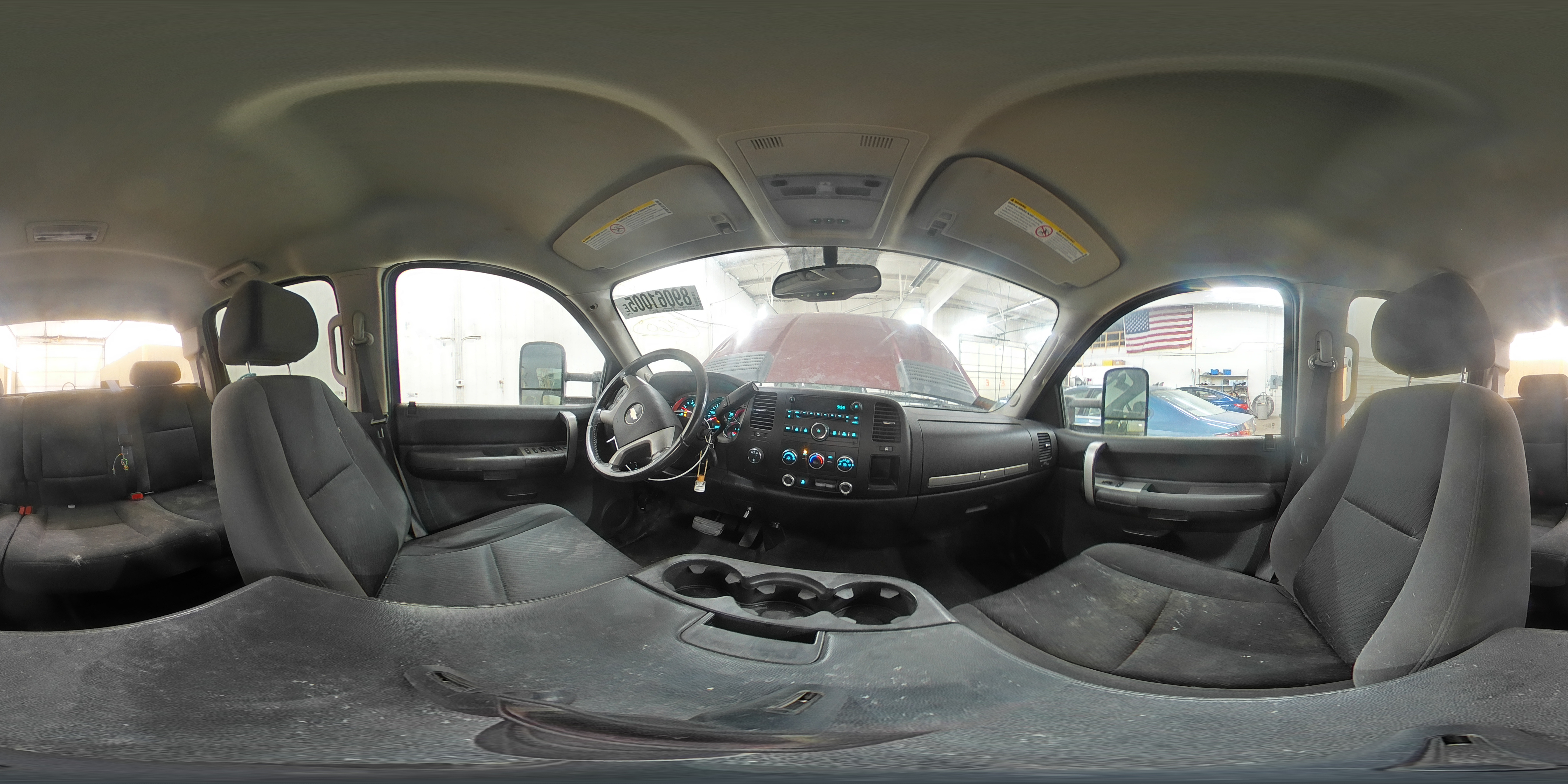 2009 Chevrolet Silverado - Image 13