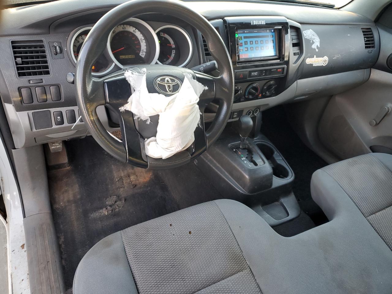 2014 Toyota Tacoma - Image 8