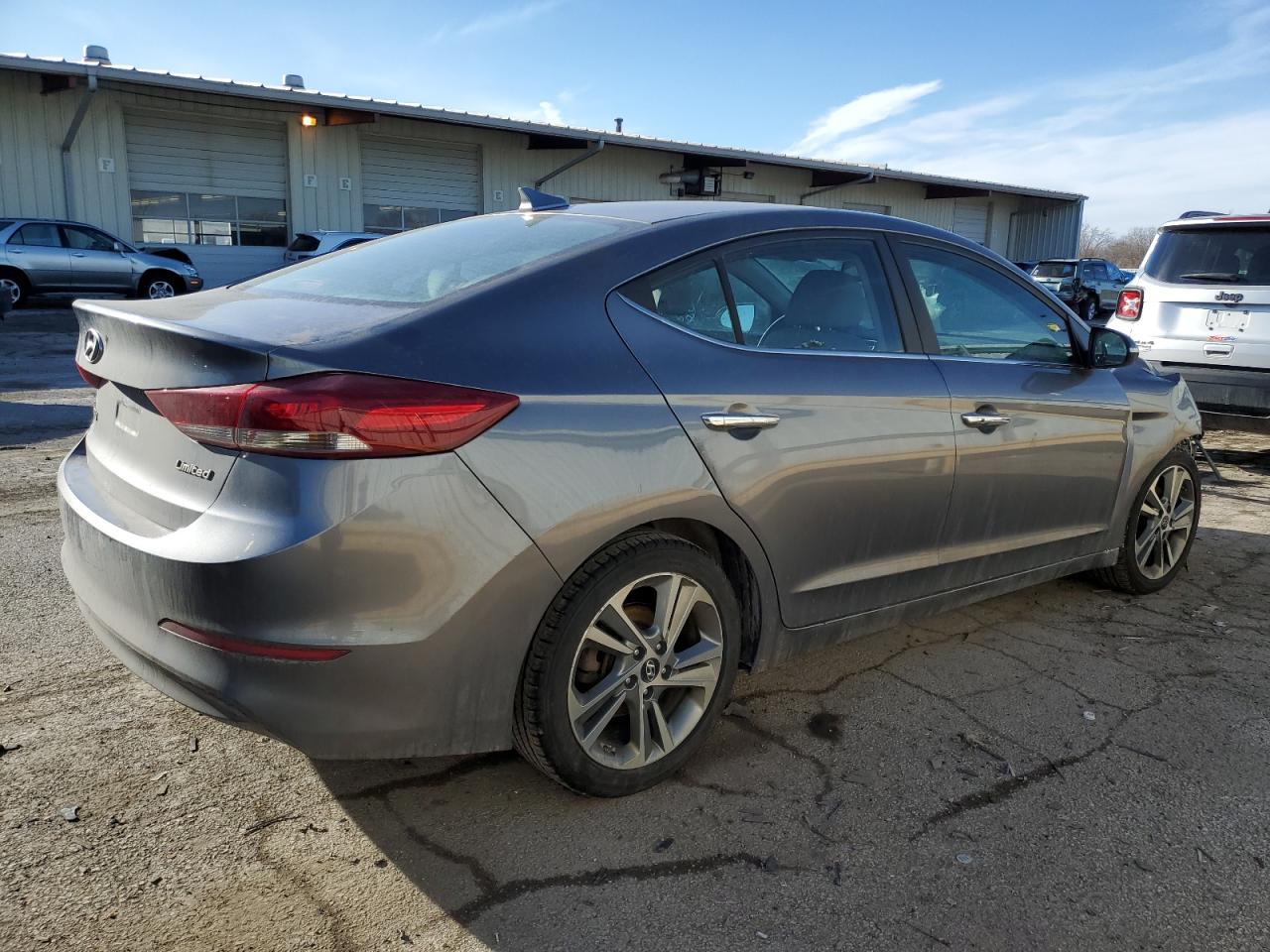 2017 Hyundai Elantra - Image 3