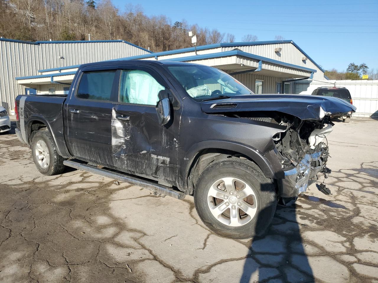 2022 RAM 1500 - Image 4