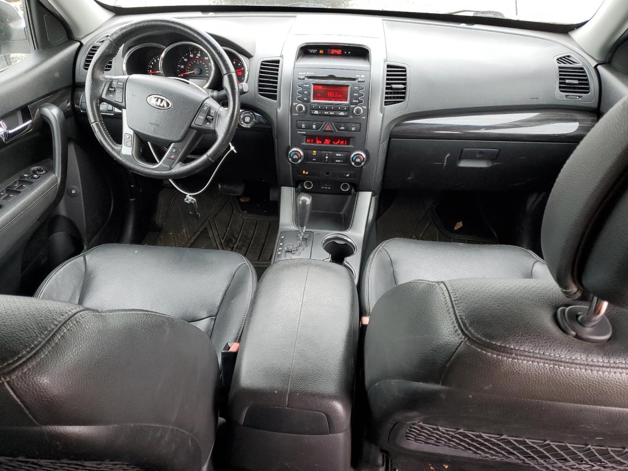 2011 Kia Sorento - Image 8