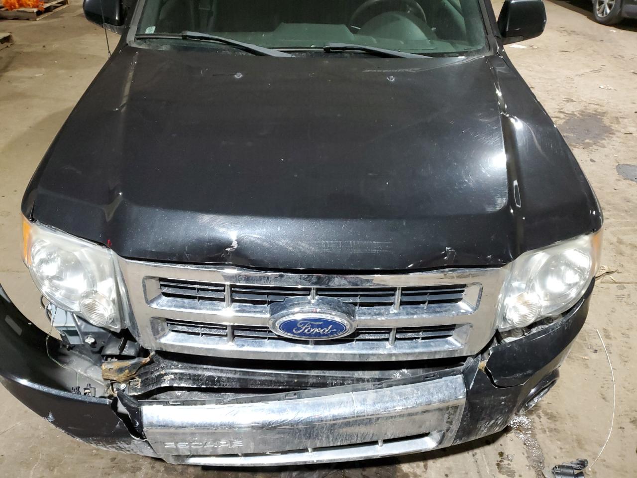 2011 Ford Escape - Image 12