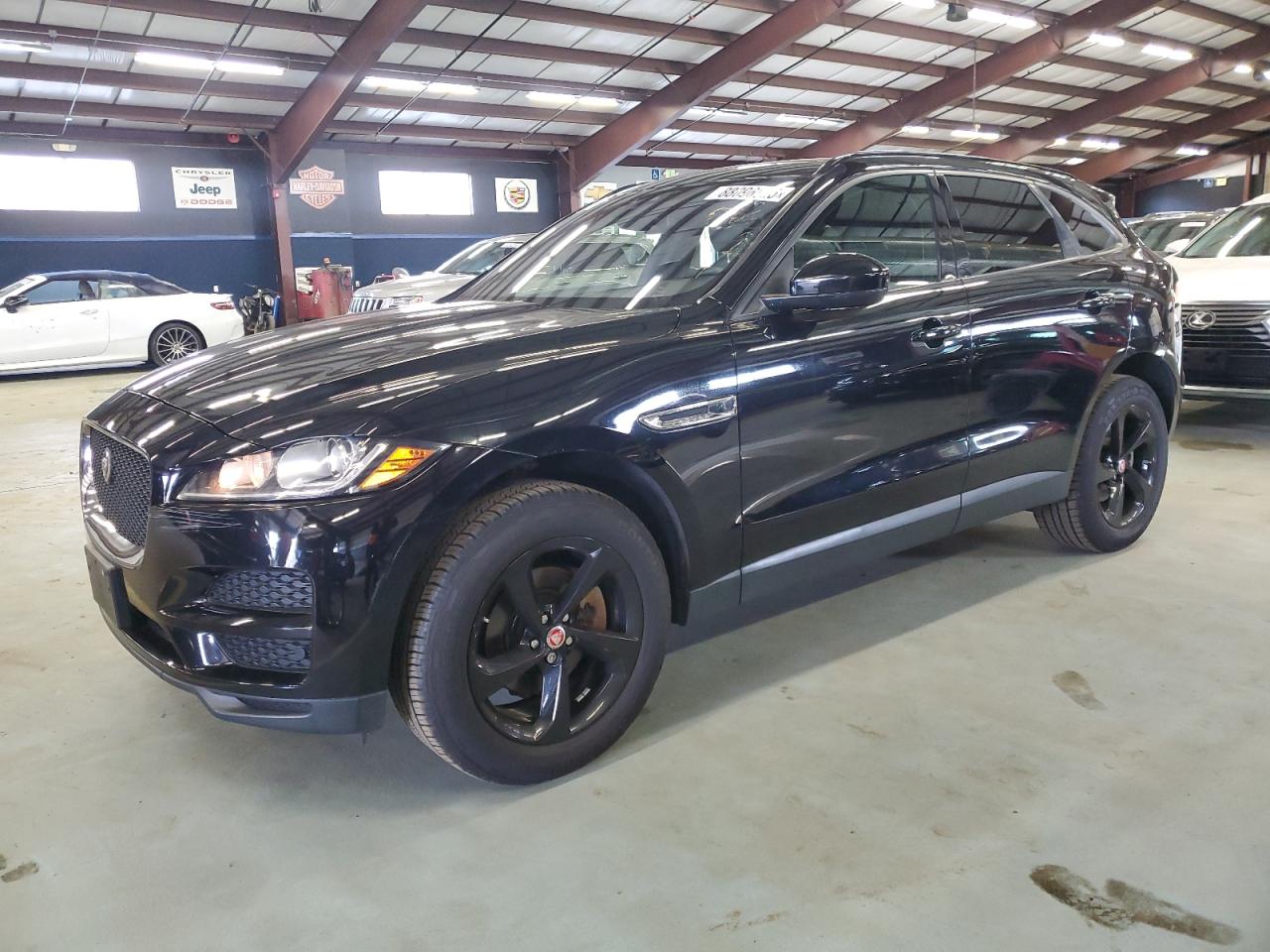 VIN SADCJ2BN5HA086303 2017 JAGUAR F-PACE no.1