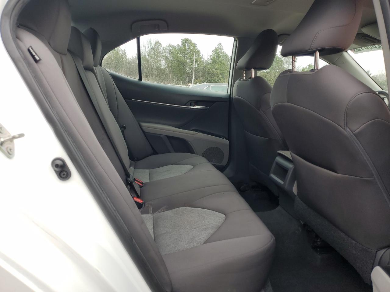 2019 Toyota Camry - Image 10