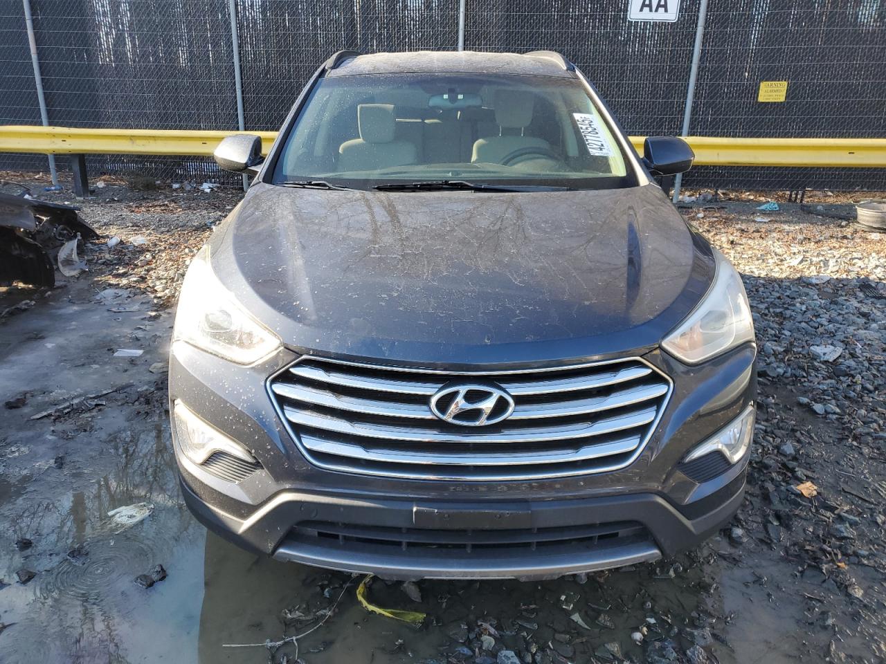 2016 Hyundai Santa Fe - Image 5