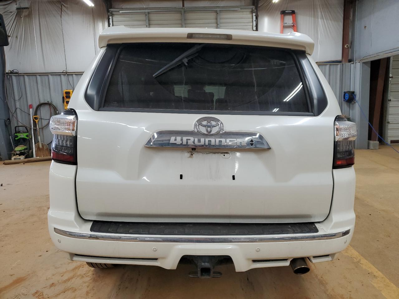 2017 Toyota 4Runner - Image 6