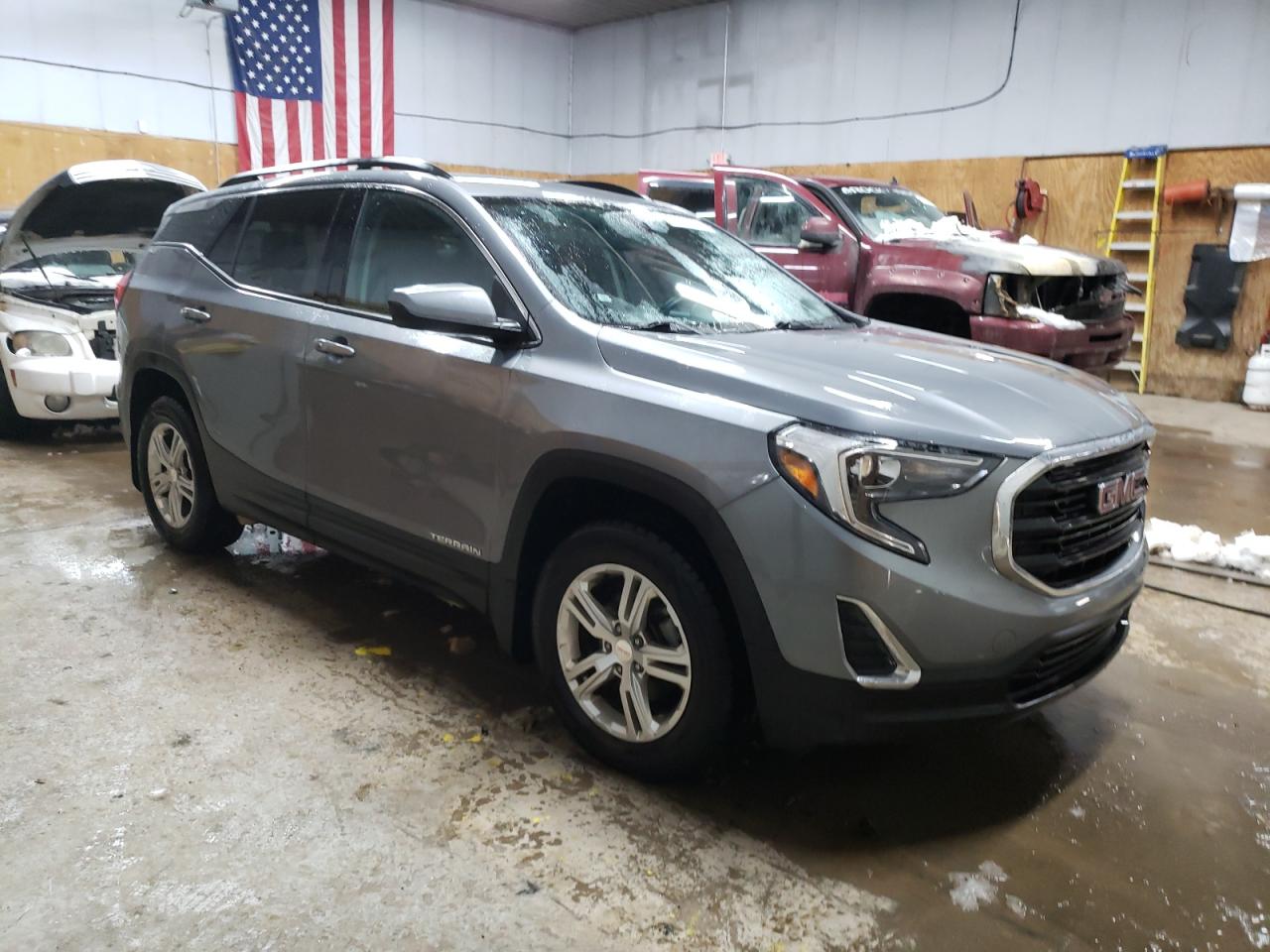 2019 GMC Terrain - Image 4