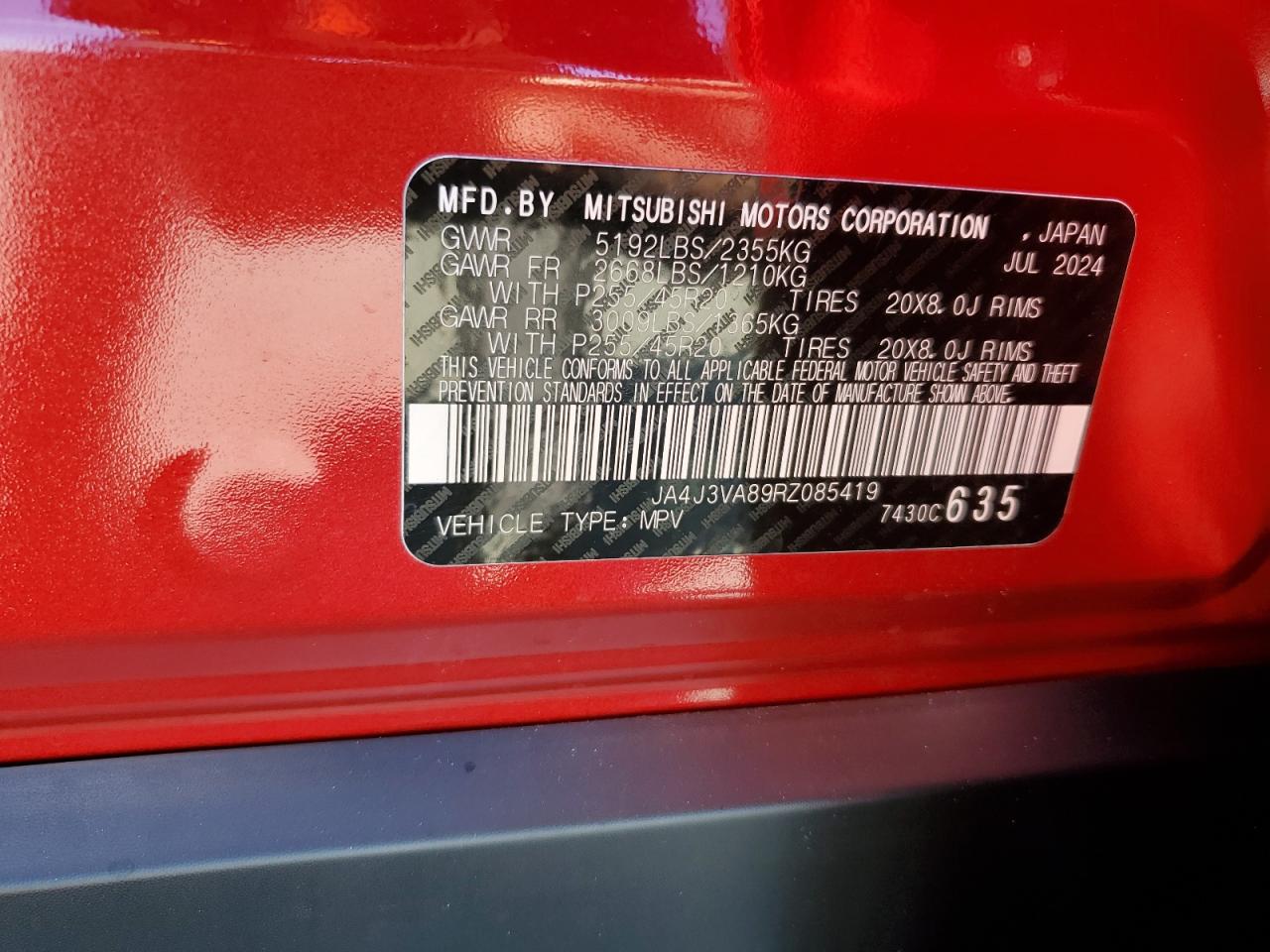 2024 Mitsubishi Outlander - Image 16