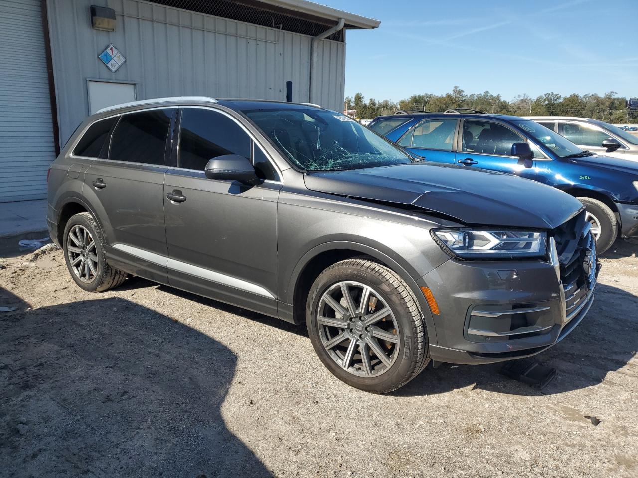 2018 Audi Q7 - Image 4
