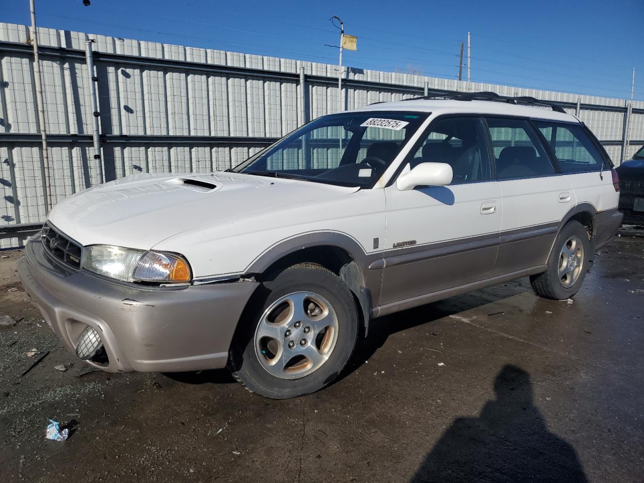 1998 Subaru Legacy 30Th Anniversary Outback იყიდება Littleton-ში, CO - Front End