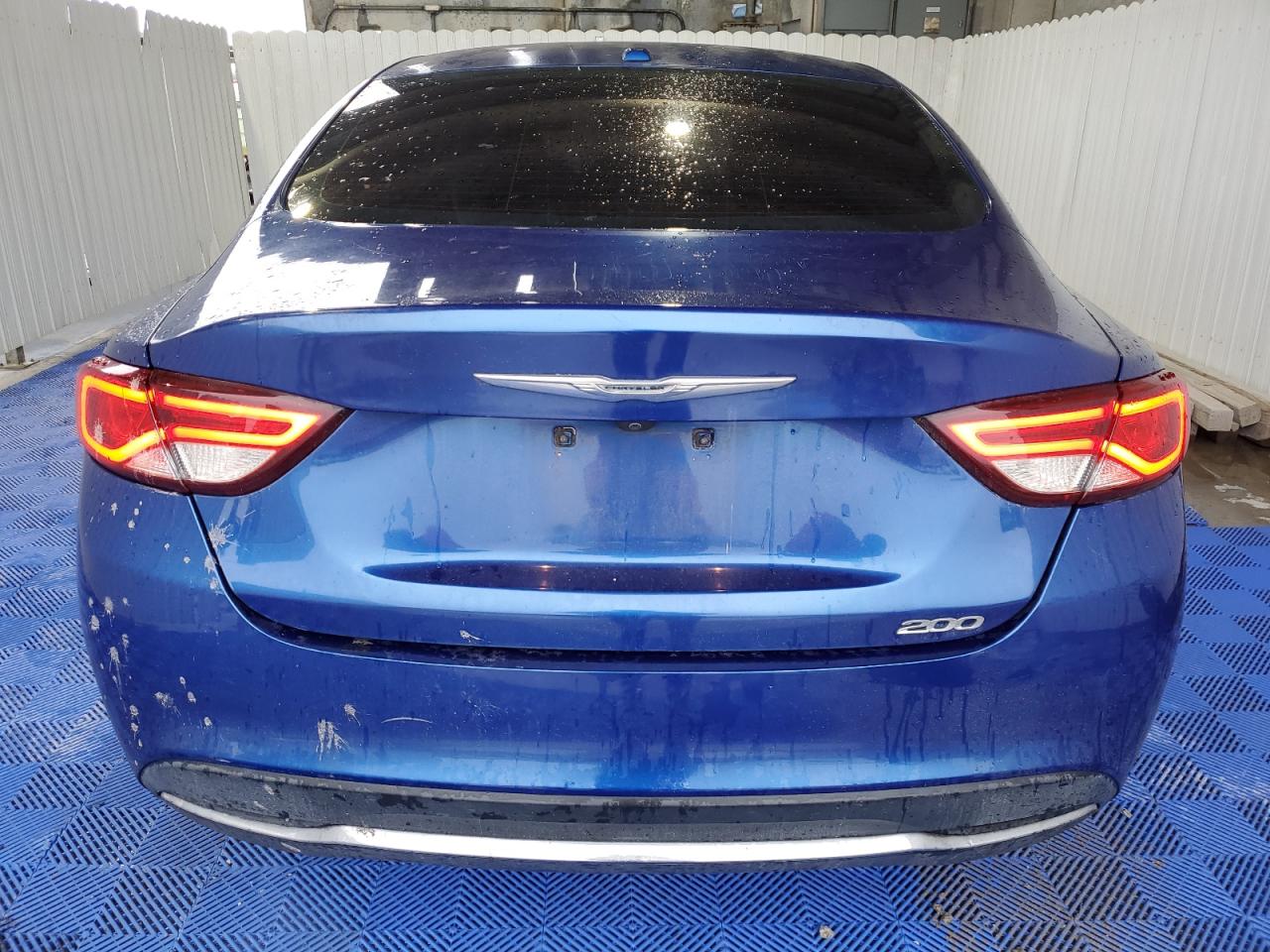 2015 Chrysler 200 - Image 6