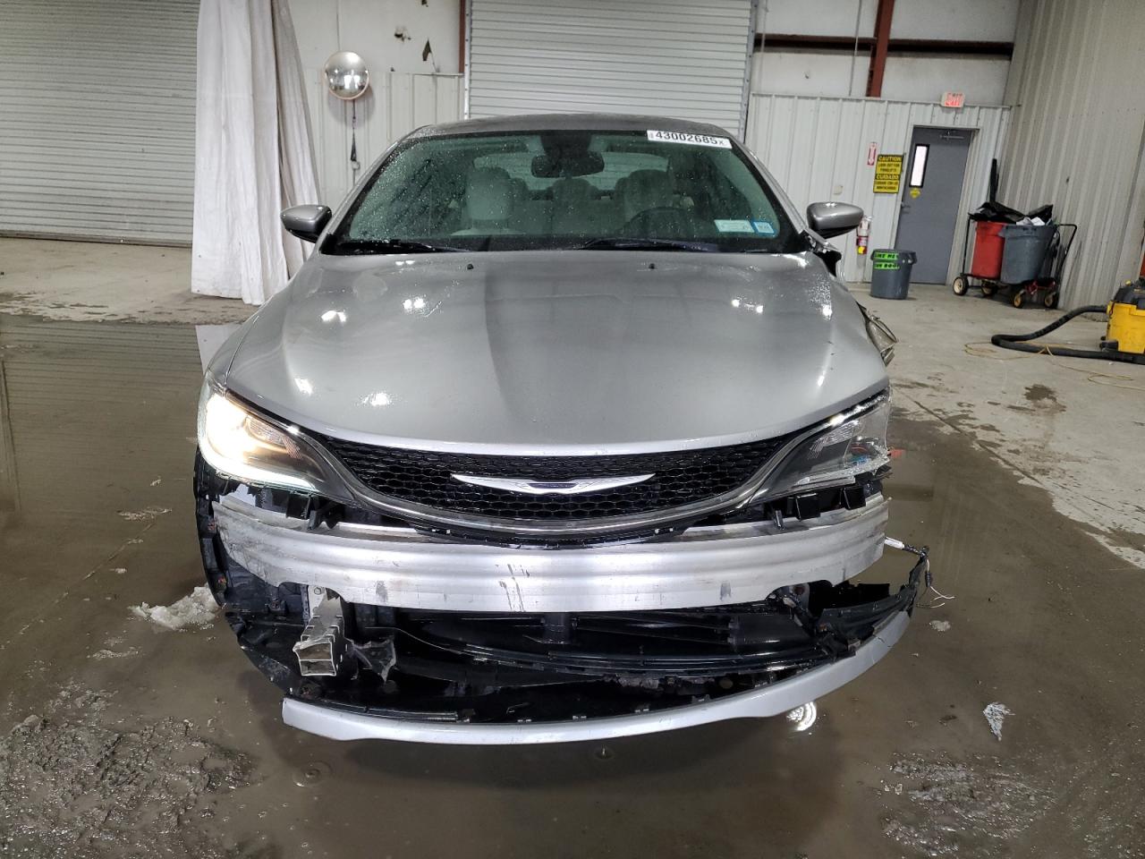 2016 Chrysler 200 - Image 5