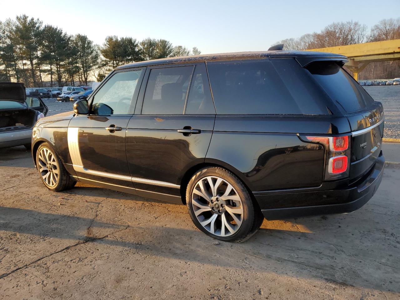 SALGS2RUXLA572968 2020 LAND ROVER RANGE ROVER - Image 2