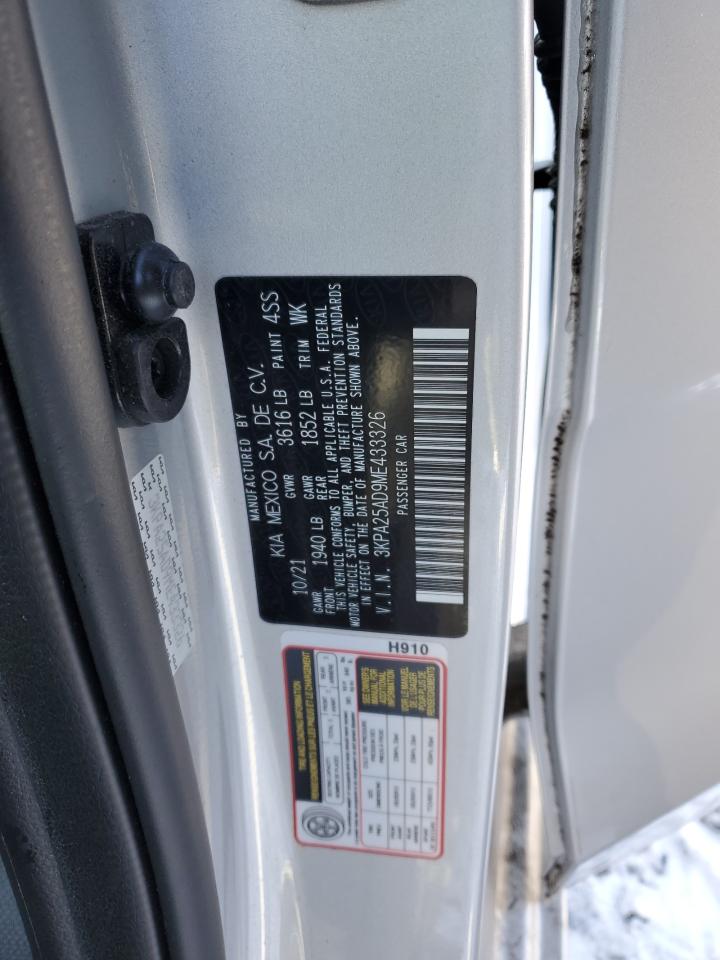 2021 Kia Rio - Image 14